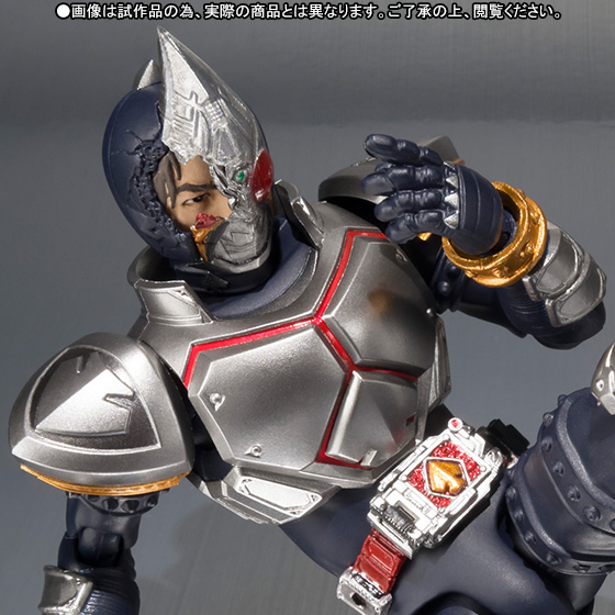 Photo1: S.H.Figuarts Kamen Rider Blade Broken Helmet Ver. 『April release』