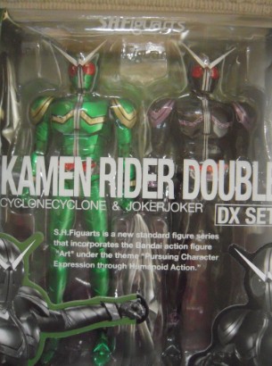 Photo: S.H.Figuarts Toei Hero Edition Kamen Rider CycloneCyclone & JokerJoker DX Set